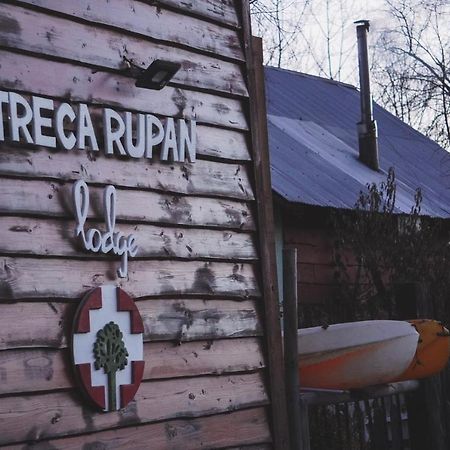 Treca Rupan Lodge Neltume Extérieur photo