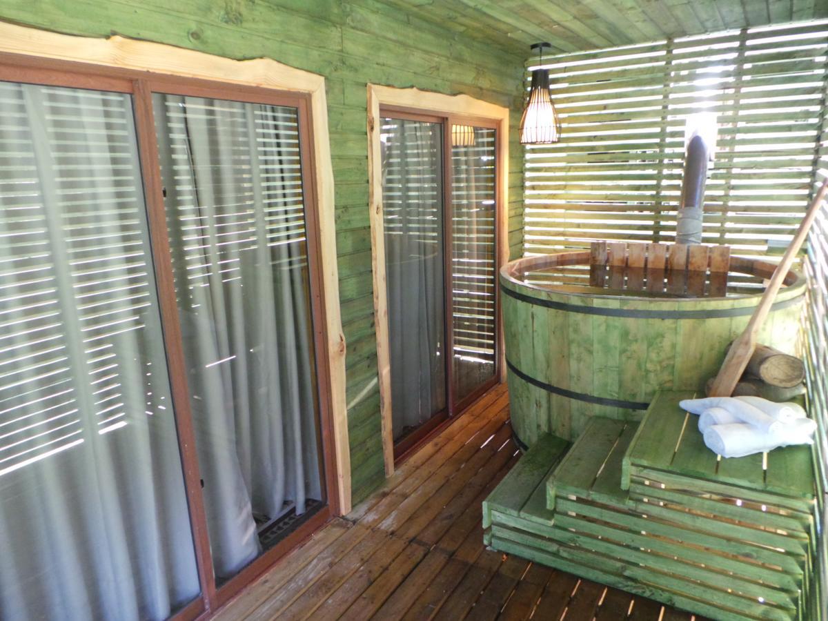 Treca Rupan Lodge Neltume Extérieur photo